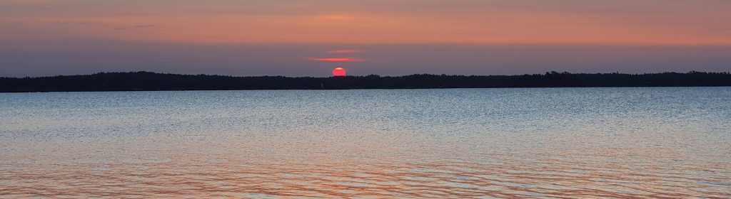 PLVK kuvitus auringonlasku